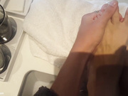 MissAlice_94 washing feet