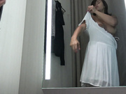 vicalouqua - watch me in fitting room