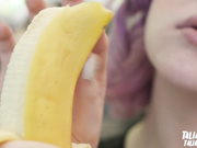 talia satania - a  banana a day