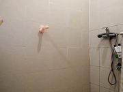 Allforshow93 masturbating on the shower