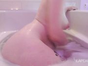 LilaPearl - Anal Cum in the Bath