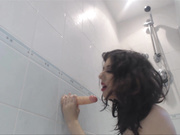 MISSPALEGIRL - BATH BABE RIDES A REALISTIC DILDO