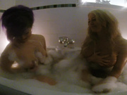 BillieBanks - Bathtub Fun