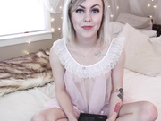 Anna Tyler - Lelo Unboxing