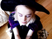 Anna Tyler - Witch Blowjob Episode 1