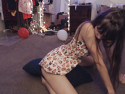 MissAlice_94 - Pillow Humping