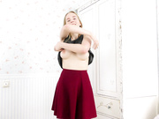 nubiles 18.05.15 lisa sweet toy lover