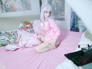 [Manyvids] Lana Rain - Eromanga-Sensei Masturbates On Stream