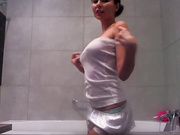 AnaAriana - Bath Cum