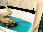 blue bath show