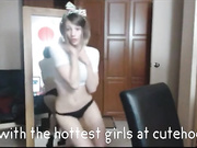 Skinny horny teen rides on cam