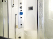 Kissofacobra - Shower