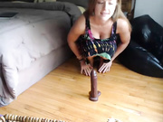BustyIrhousewife webcam