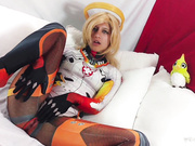 overwatch mercy heals you