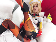 overwatch mercy heals you