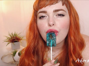 eating a bug