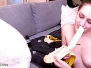 Lindseylove - Fucking My Fruit Eating It Too