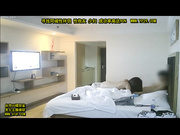 Chinese teen Gives Blowjob