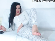 Amazingyasmin -  soles barefeet