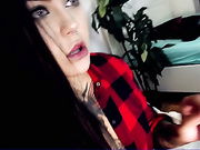 Alicedreamin suckin on a dildo