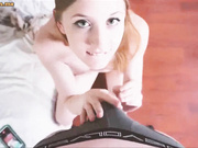 Hot Blowjob ends up in huge facial