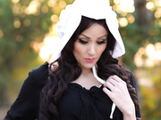 Pilgrim girl