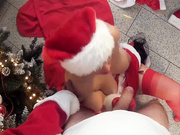 visit x: SexyLeni _ CUMSHOT UNTERM WEIHNACHTSBAUM