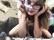 Blonde nerd rub