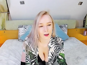 ANGELA_DI