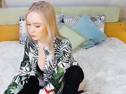 ANGELA_DI