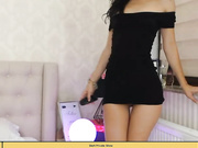 AlyciaDollx flashing her pussy in free for tips