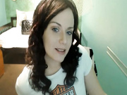 Brunette Babe With Curvy And Delicious Body Performs